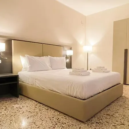 Brain Loft アパート パガーニ